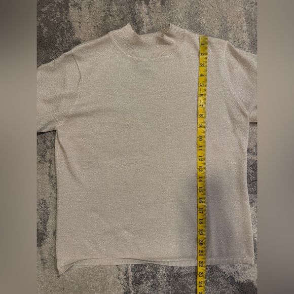 Women’s Shimmer Sag Harbor Blouse - Picture 5 of 5